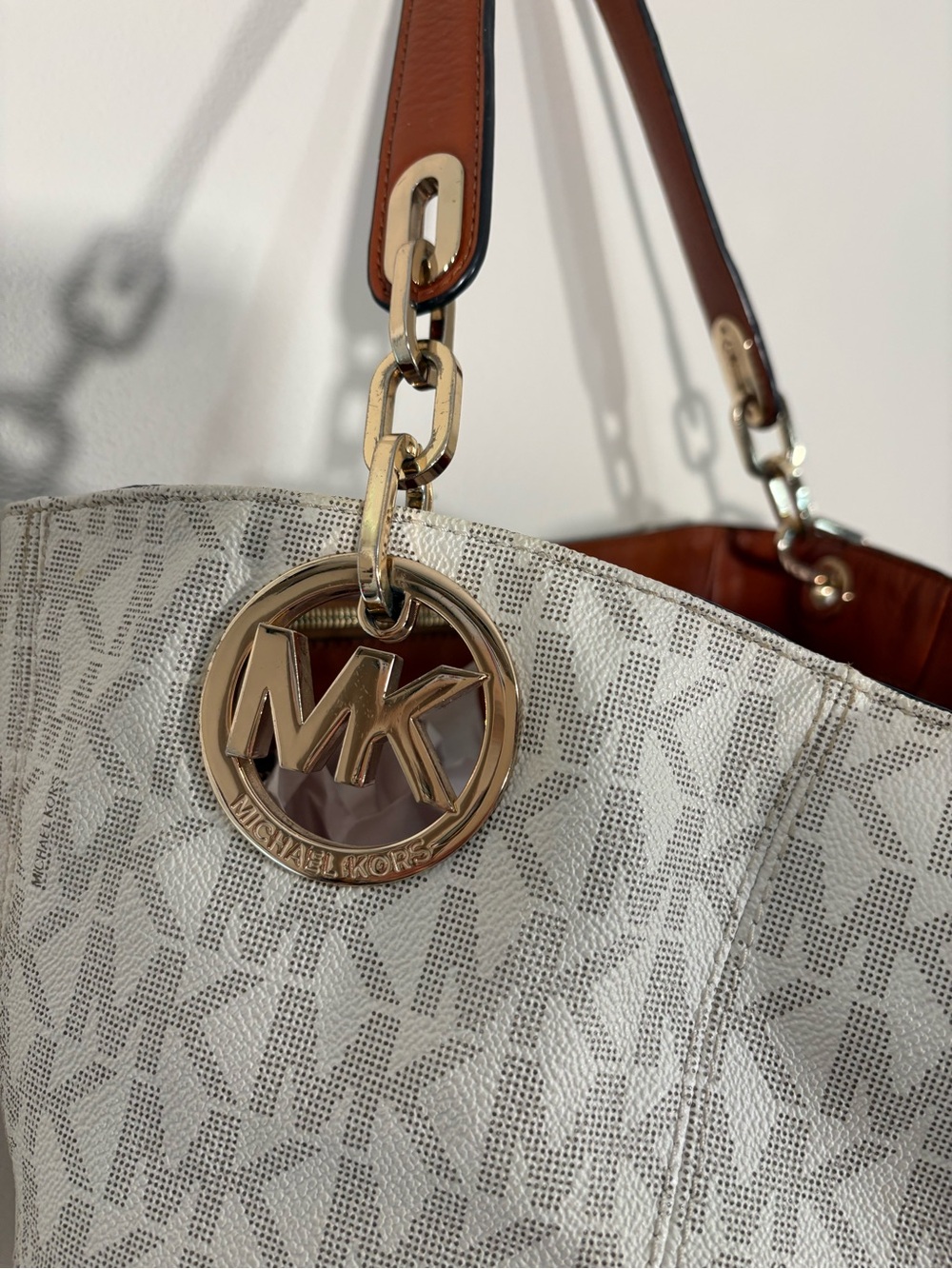Michael Kors White Logo Canvas Hobo with Brown Leather Strap - Picture 4 of 13